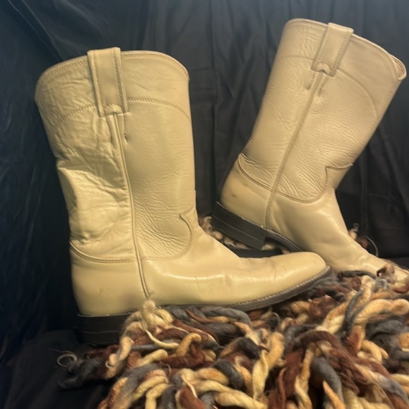 Tan Mid Calf Leather Boots - Picture 2 of 3